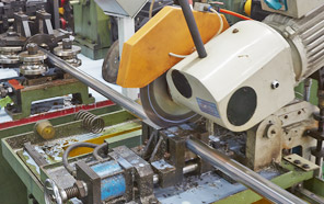 雙興匠心質檢 · 精益求精 雙興匠心質檢 · 精益求精